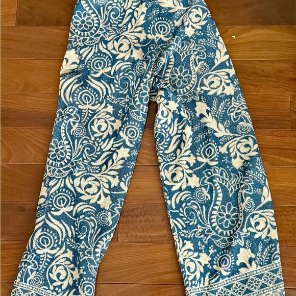 Zara Teal and Cream Floral Boot Cut Pants - Picture 2 of 3